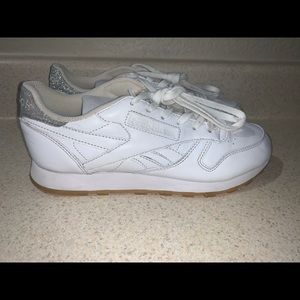 Women’s Reebok Classic